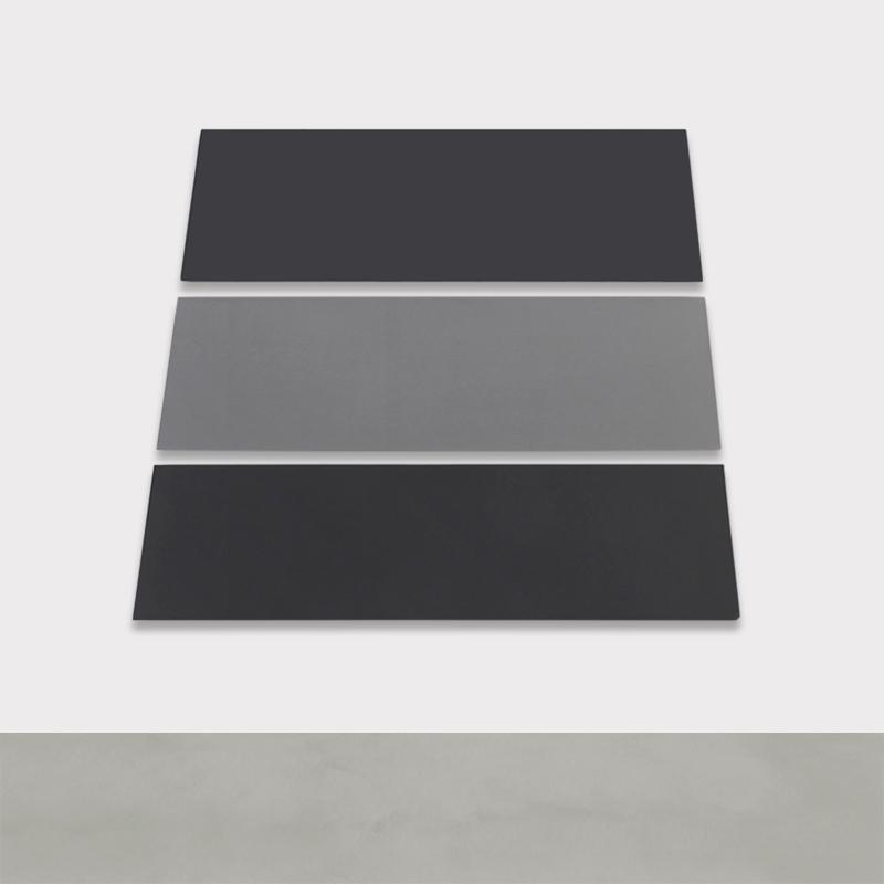 Trapezium in 3 Parts with 2 Greys